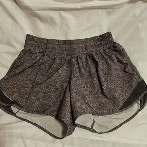 Lululemon Hotty Hot Heather Gray Shorts Sz 6